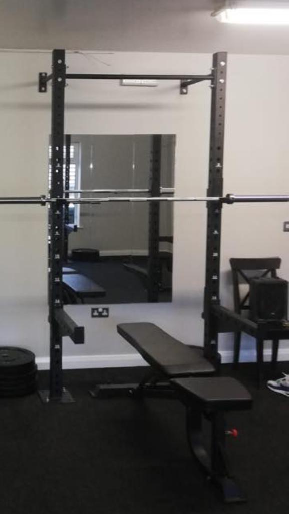 Wall Mounted Rig (Wall mounted squat rack)